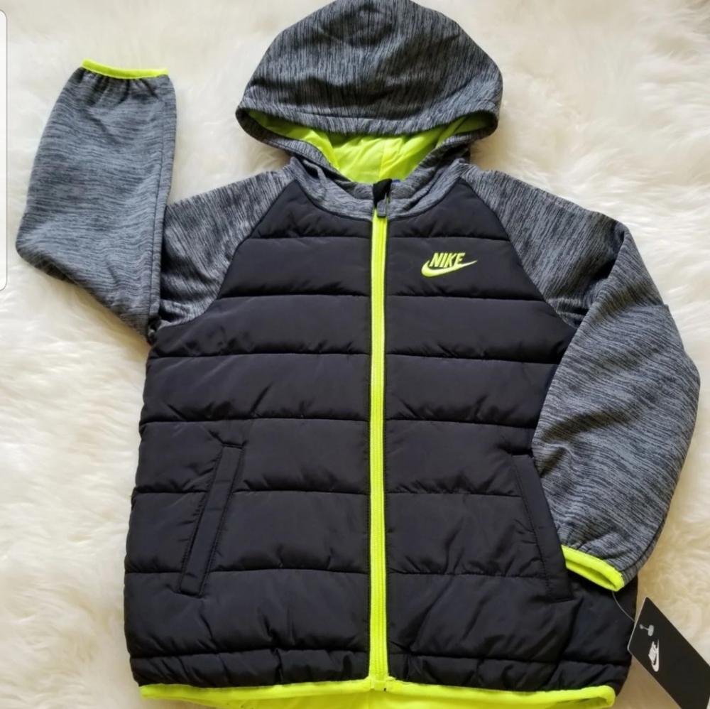 Nike jacket for boy